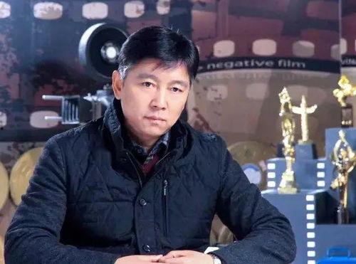 上游新闻头条张辉,揭秘上游新闻头条背后的故事